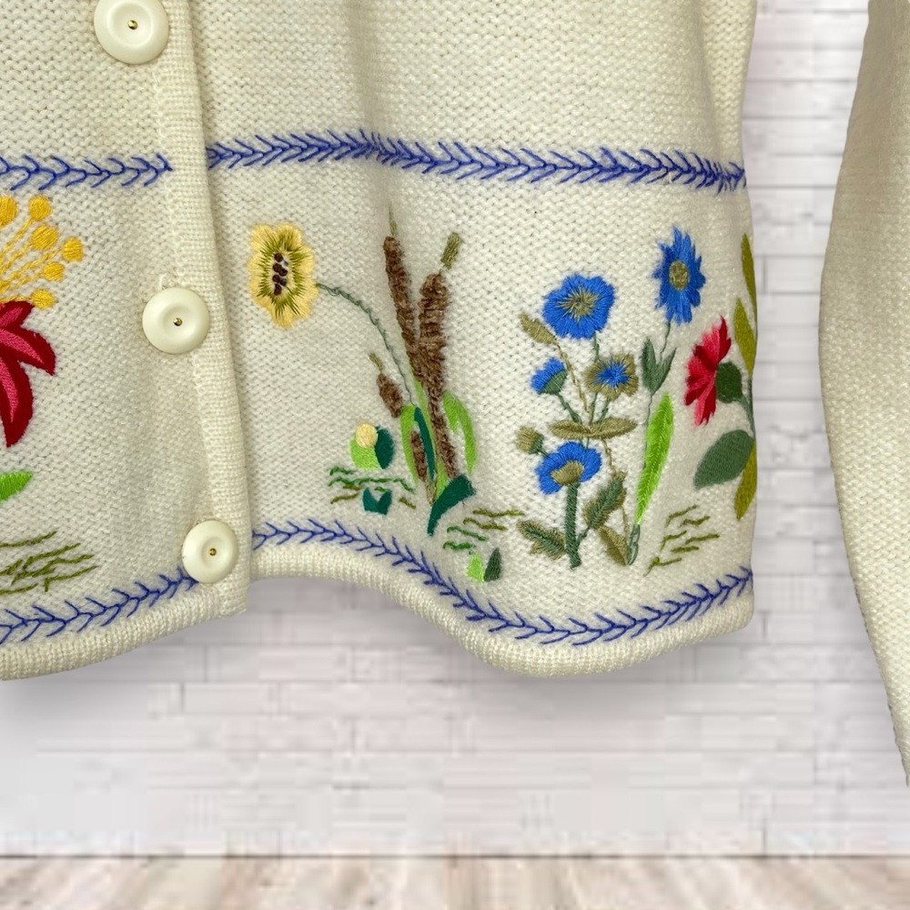 Susan Bristol Vintage 1997 Wool Cardigan Sweater Size M - Picture 4 of 7